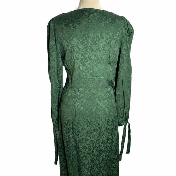 Walter Baker Retro Jacquard Aura Dress 6 Green Floral Long Sleeve V Neck Bow NEW