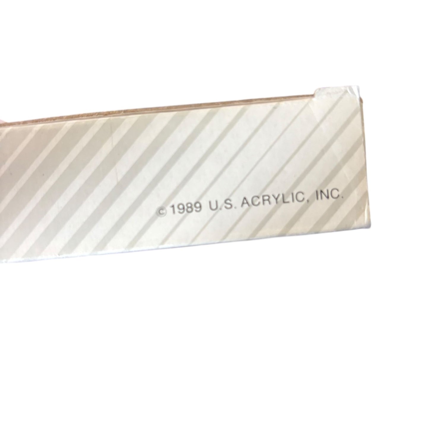 Set Of 4 Clear Acrylic Salt & Pepper Napkin Rings By U.S. Acrylic Inc. 1989 NEW