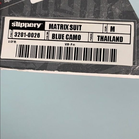 Slippery Matrix Wetsuit Long Sleeve Top M Blue Camo Pullover Neoprene Swim Surf