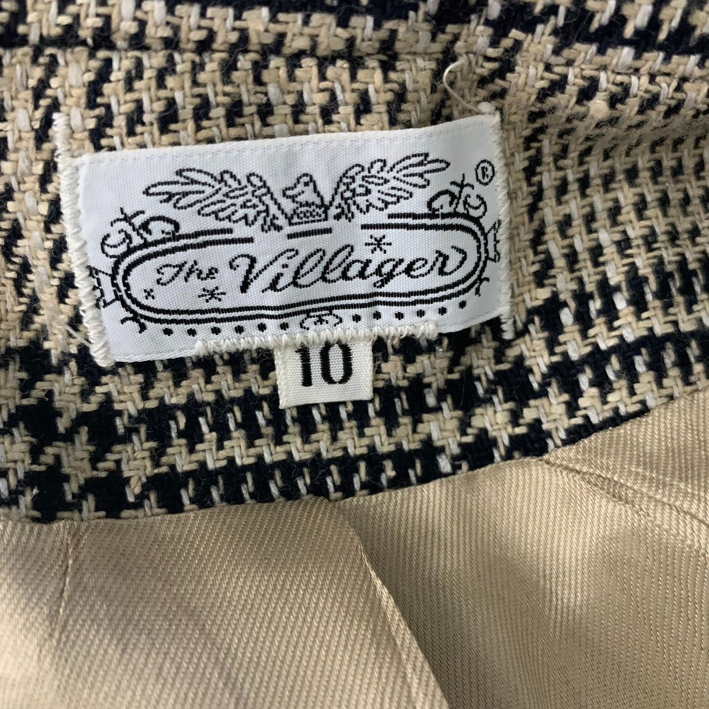 Vintage 70s Wool Blazer Jacket 10 Black Tan Plaid Lined Notch Collar Button