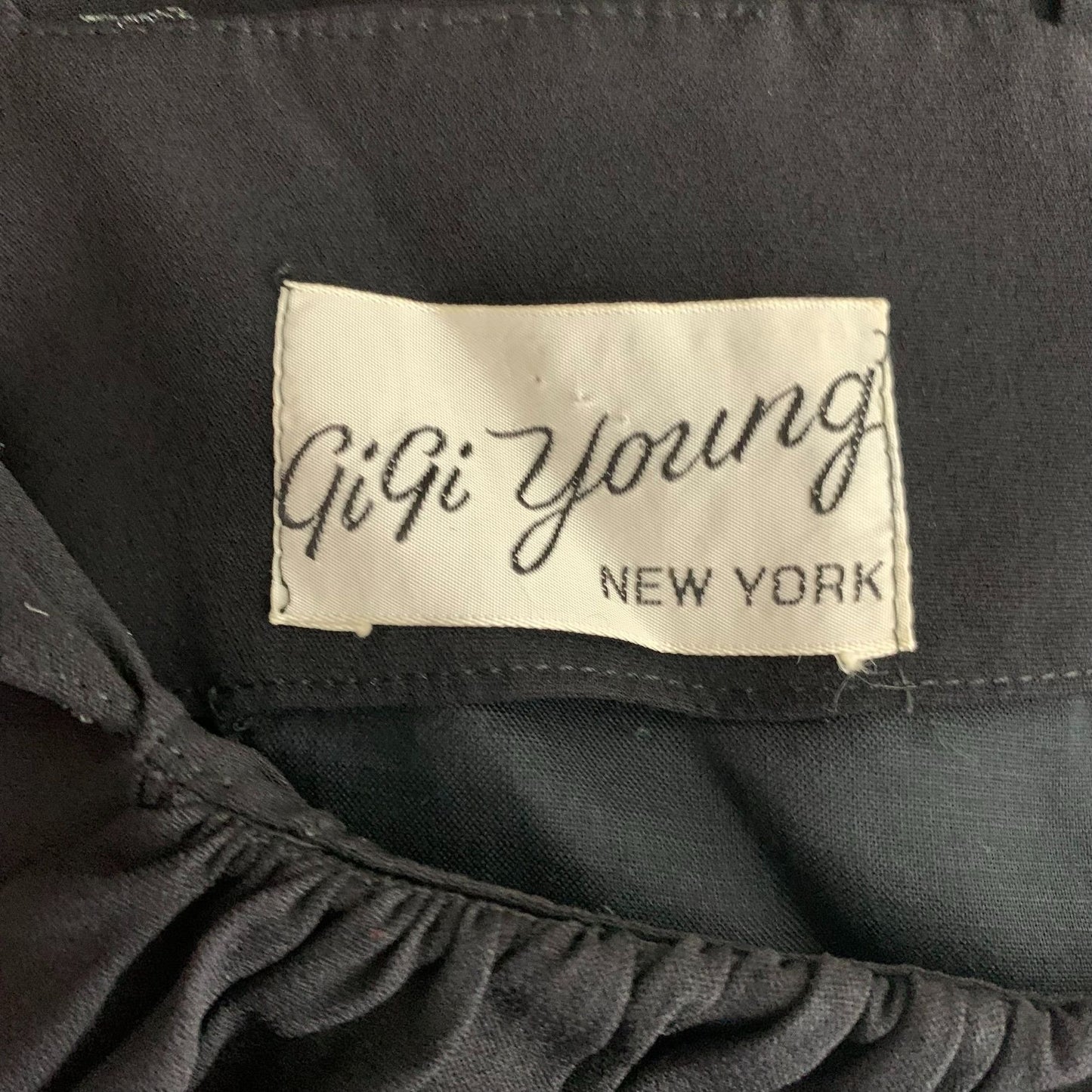 Vintage 60s Sleeveless Cocktail Dress S Black Metal Zip Sheath USA Union Label