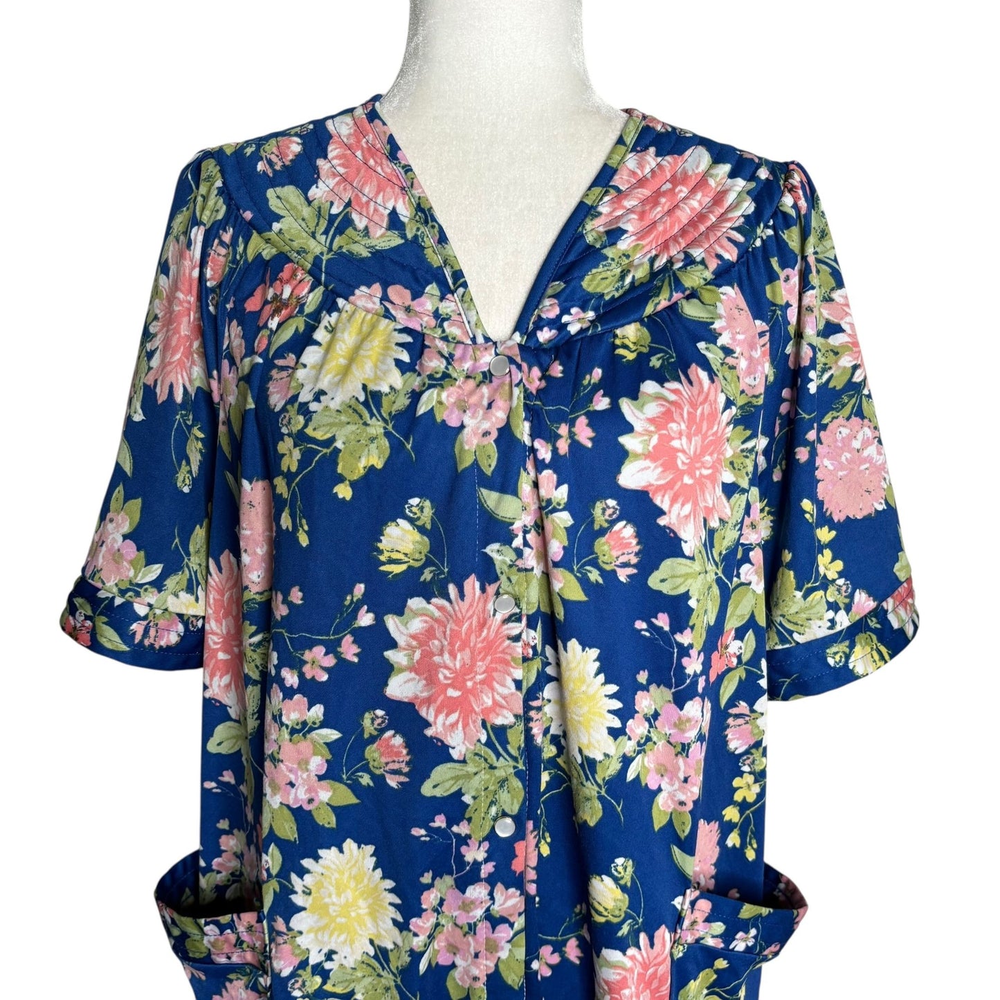 Anthony Richards Blue Floral Housecoat Pockets Medium Short Sleeve Lightweight