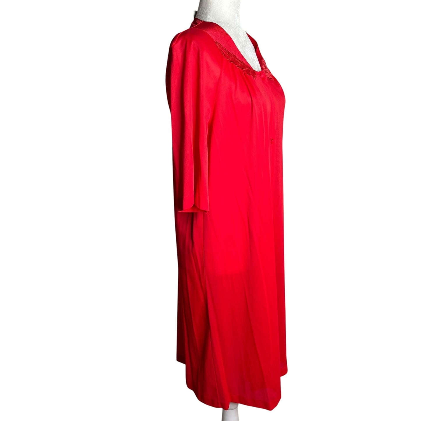 Vintage 80s Vassarette Red Nylon Button-Front Robe Nightgown Embroidered Collar