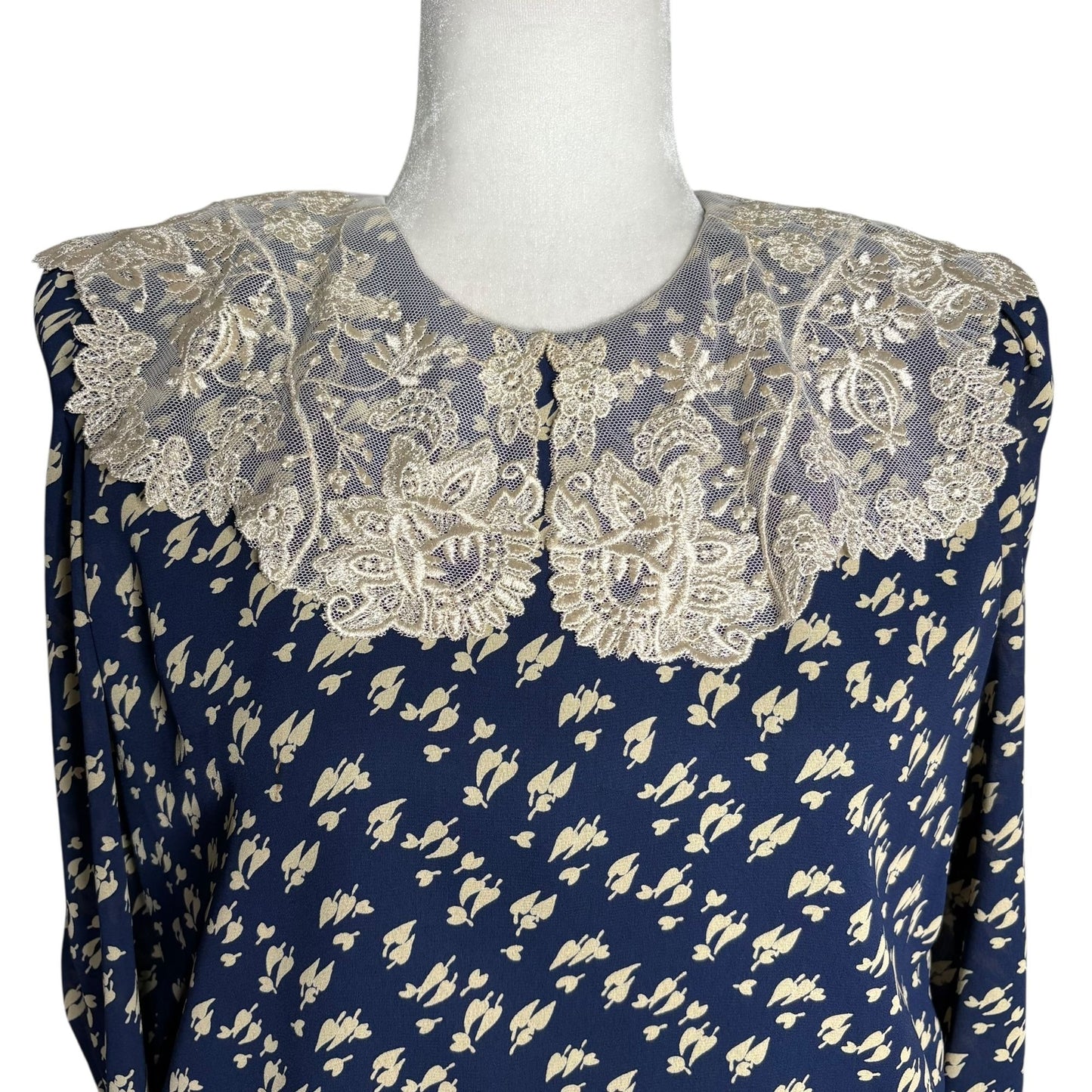 Vintage 80s Floral Midi Dress Medium Navy Blue Lace Collar 3/4 Sleeve Elastic