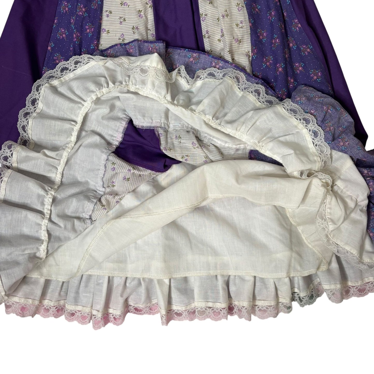 Vintage 80s Floral Prairie Skirt Lace Trim Medium Purple Patchwork Squaredancing