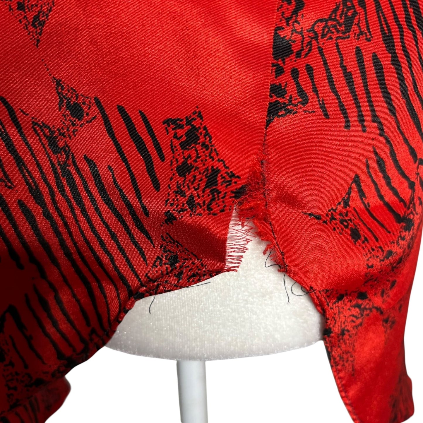 Vintage 80s Red Black Button Up Blouse Medium Short Sleeve Abstract Print