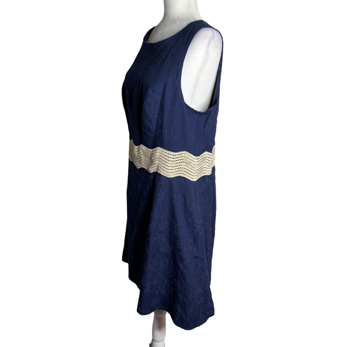 Lilly Pulitzer Siarra Stretch Dress Size 14 Navy Blue Jaccard Sleeveless Pockets