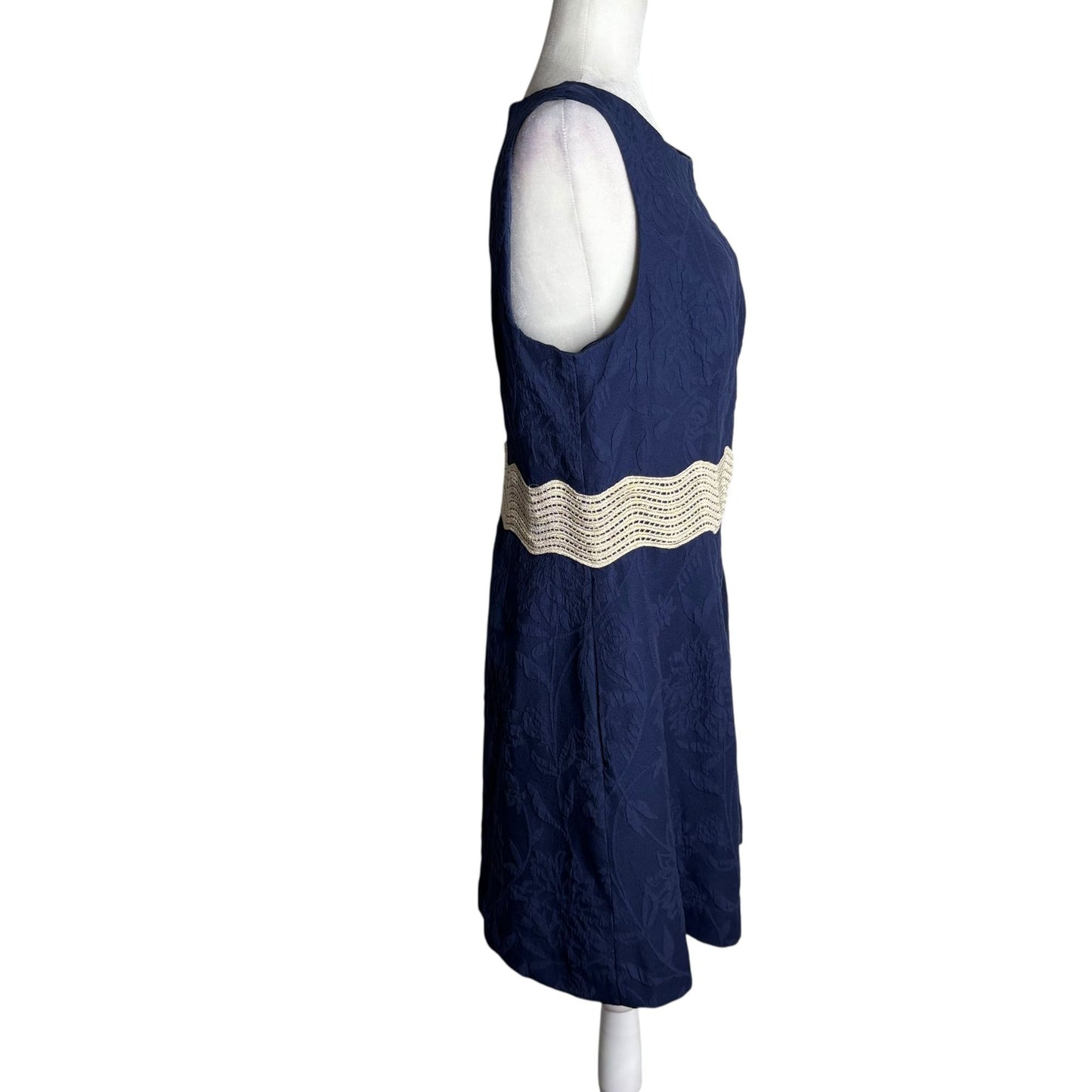 Lilly Pulitzer Siarra Stretch Dress Size 14 Navy Blue Jaccard Sleeveless Pockets