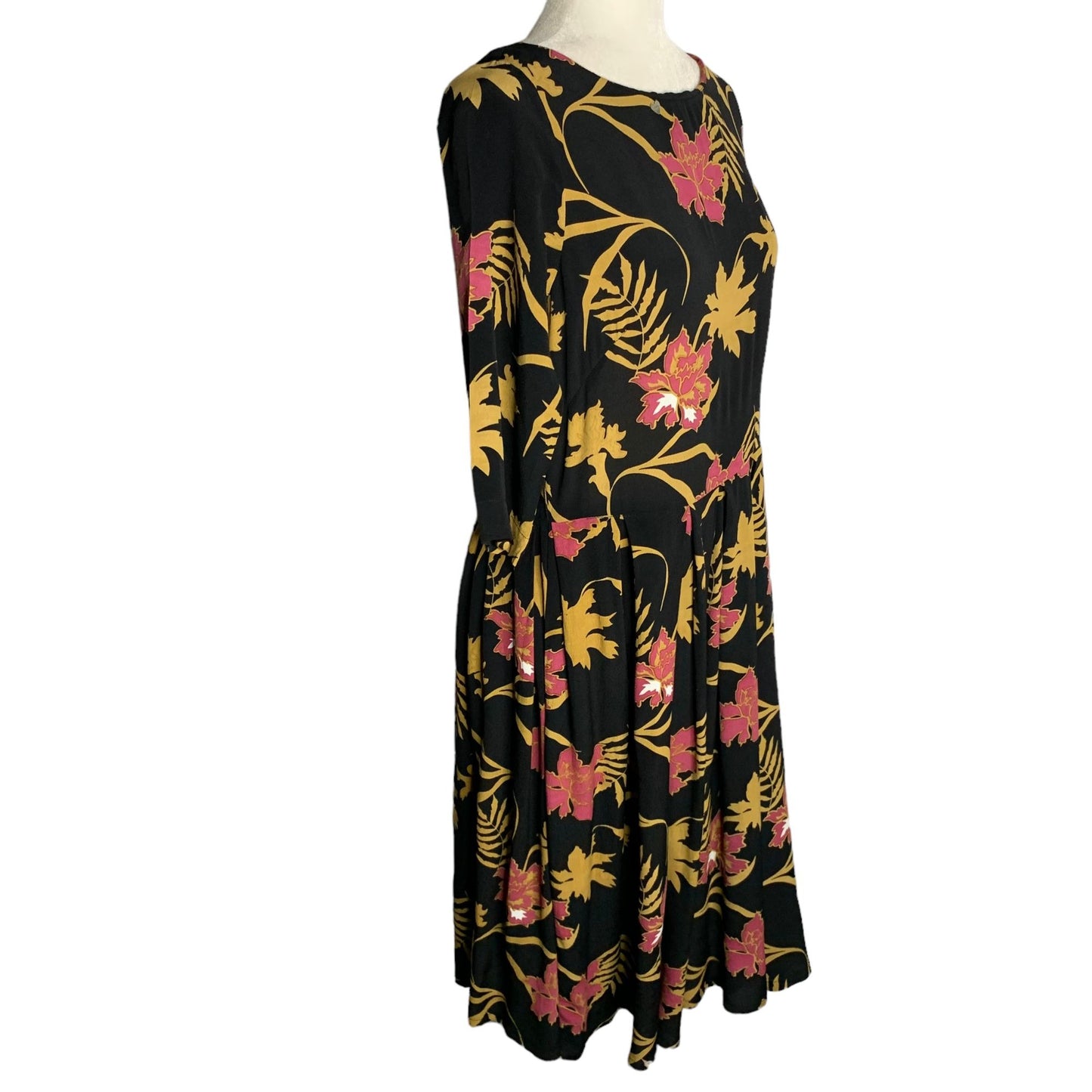 Violet Fish Bohemian Pleated Midi Dress S Black Floral 3/4 Sleeve Zip Boho