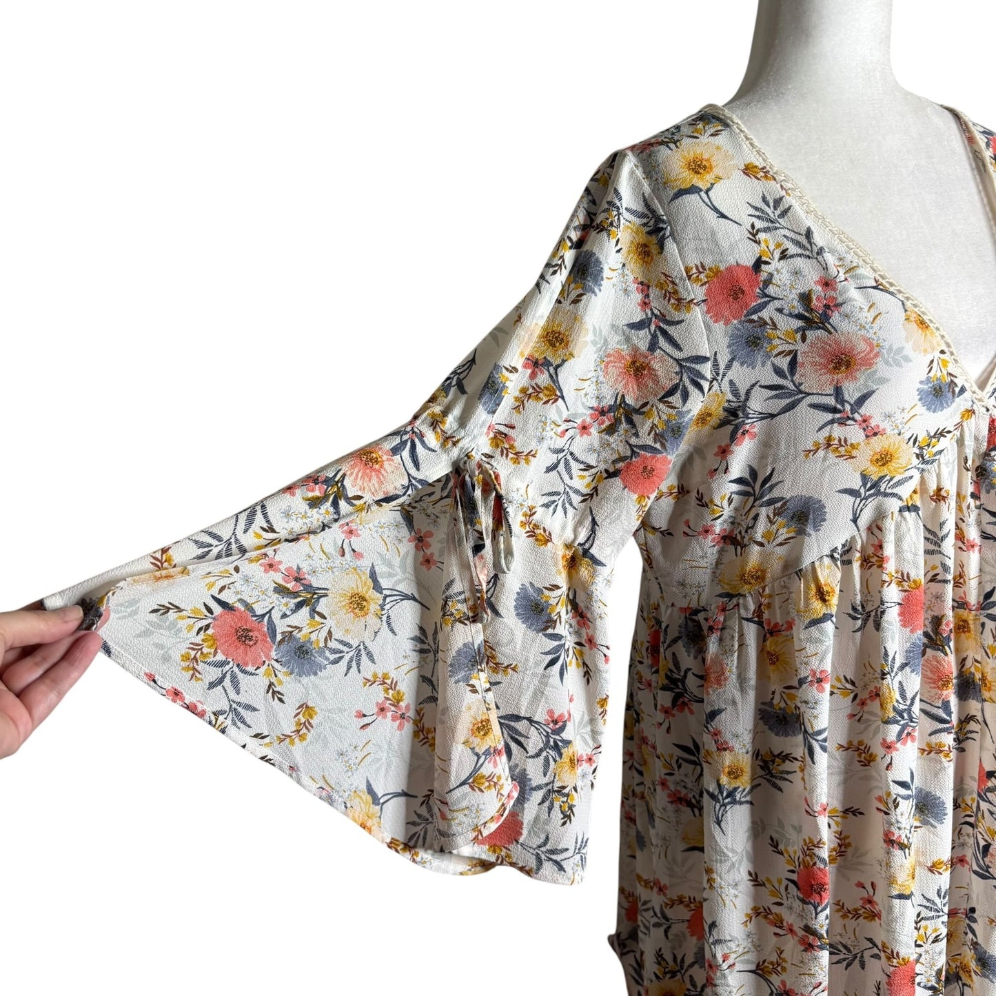 Umgee Floral Boho Long Sleeve V Neck Babydoll Dress Sz Large Cold Shoulder
