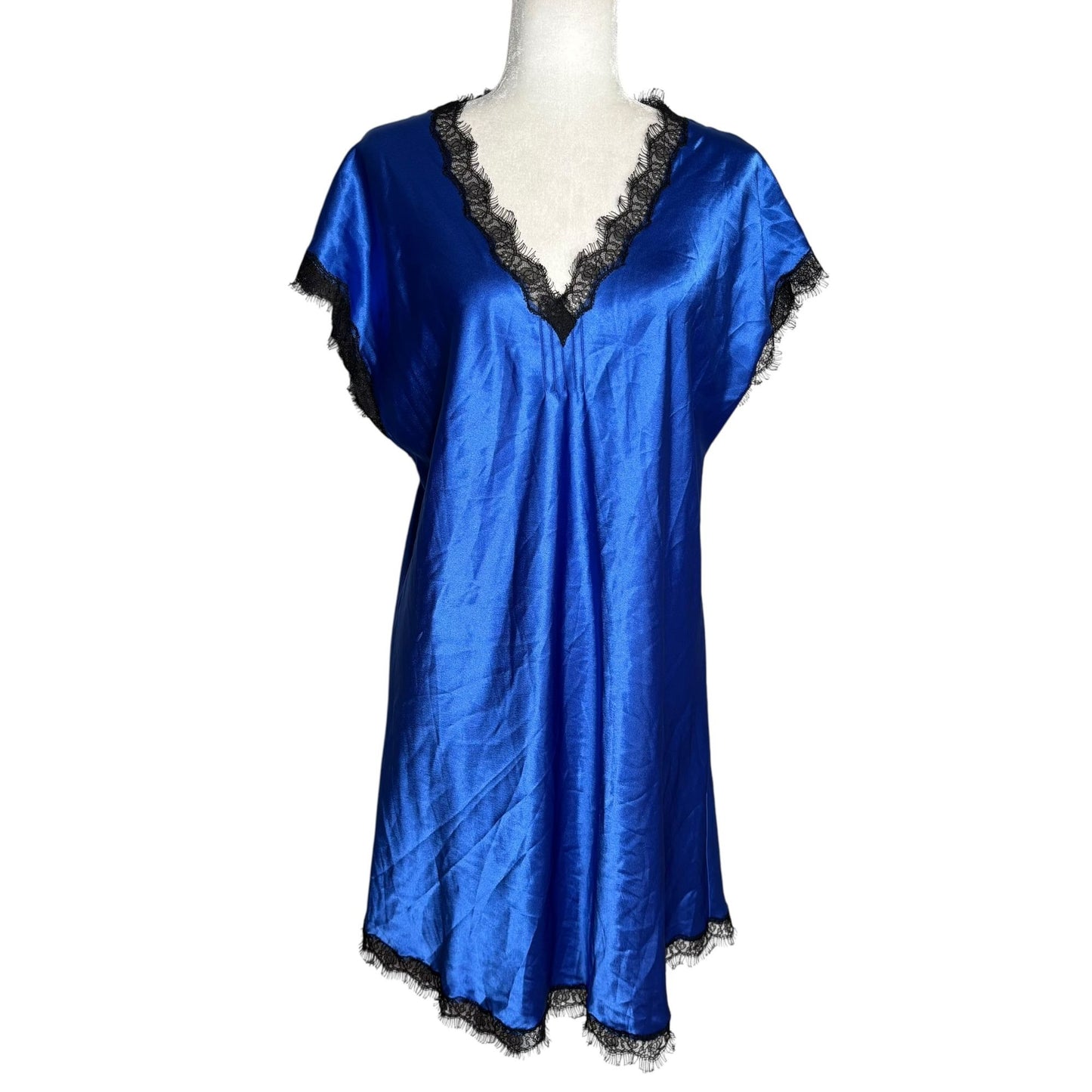 Oscar De La Renta Satin Nightgown Large Blue Lace Trim V Neck Short Sleeves