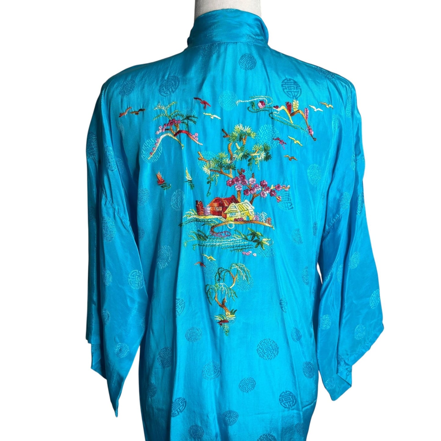 Vintage Kimono Hand Embroidered Medium Teal Blue Pockets Long Sleeve No Belt