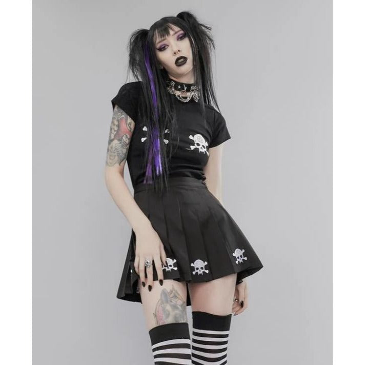 Widow Dollskill Pleated Mini Skirt Size 1X Black Embroidered Skull Crossbones