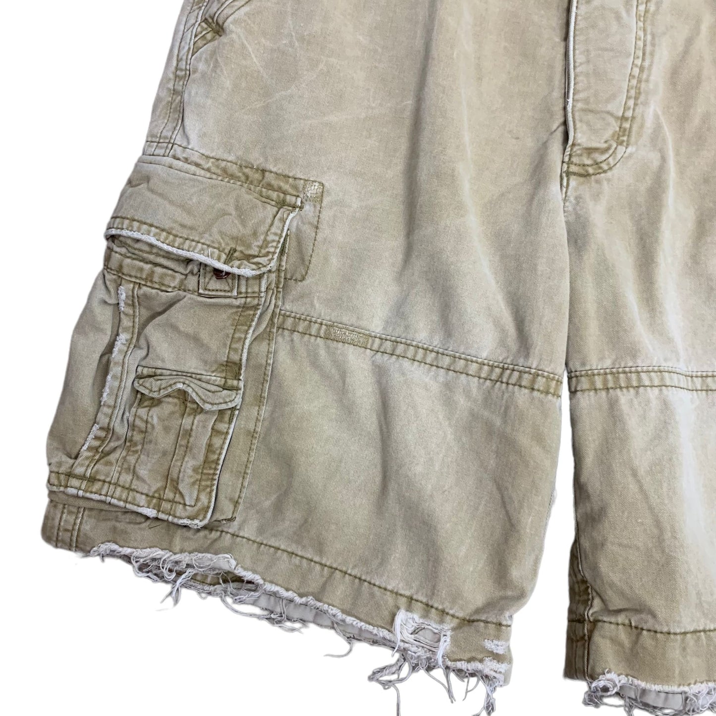 Vintage Y2K Abercrombie Cargo Shorts 32 Khaki Pockets Pockets Adjustable Waist