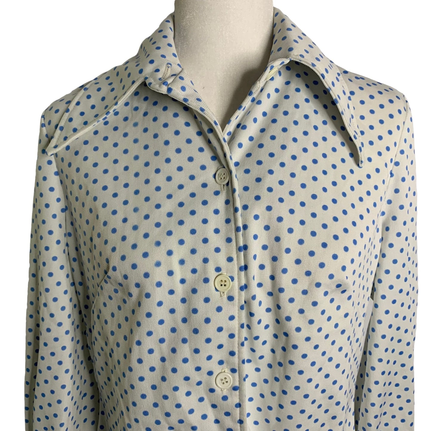 Vintage 70s Button Up Knit Blouse M White Blue Polka Dot Large Point Collar