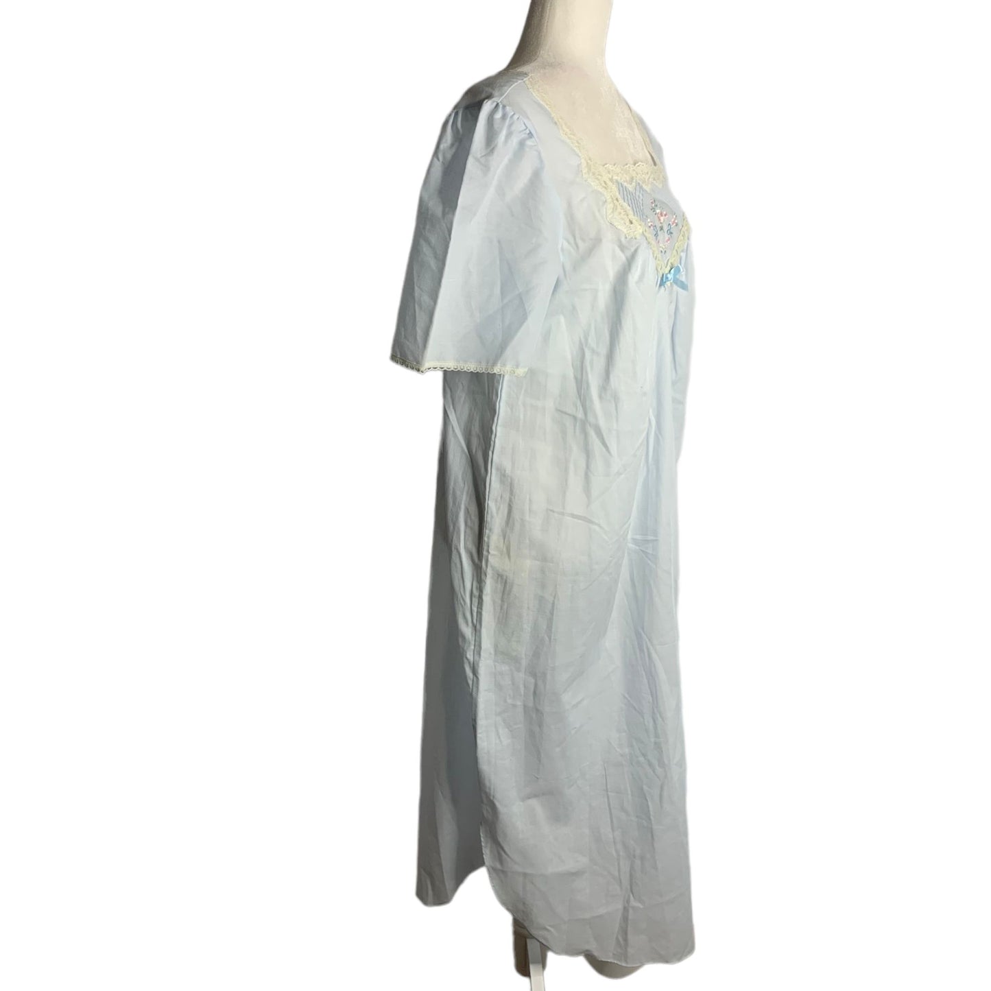 Vintage Barbizon Embroidered Long Nightgown S Blue Lace Short Sleeve Square Neck