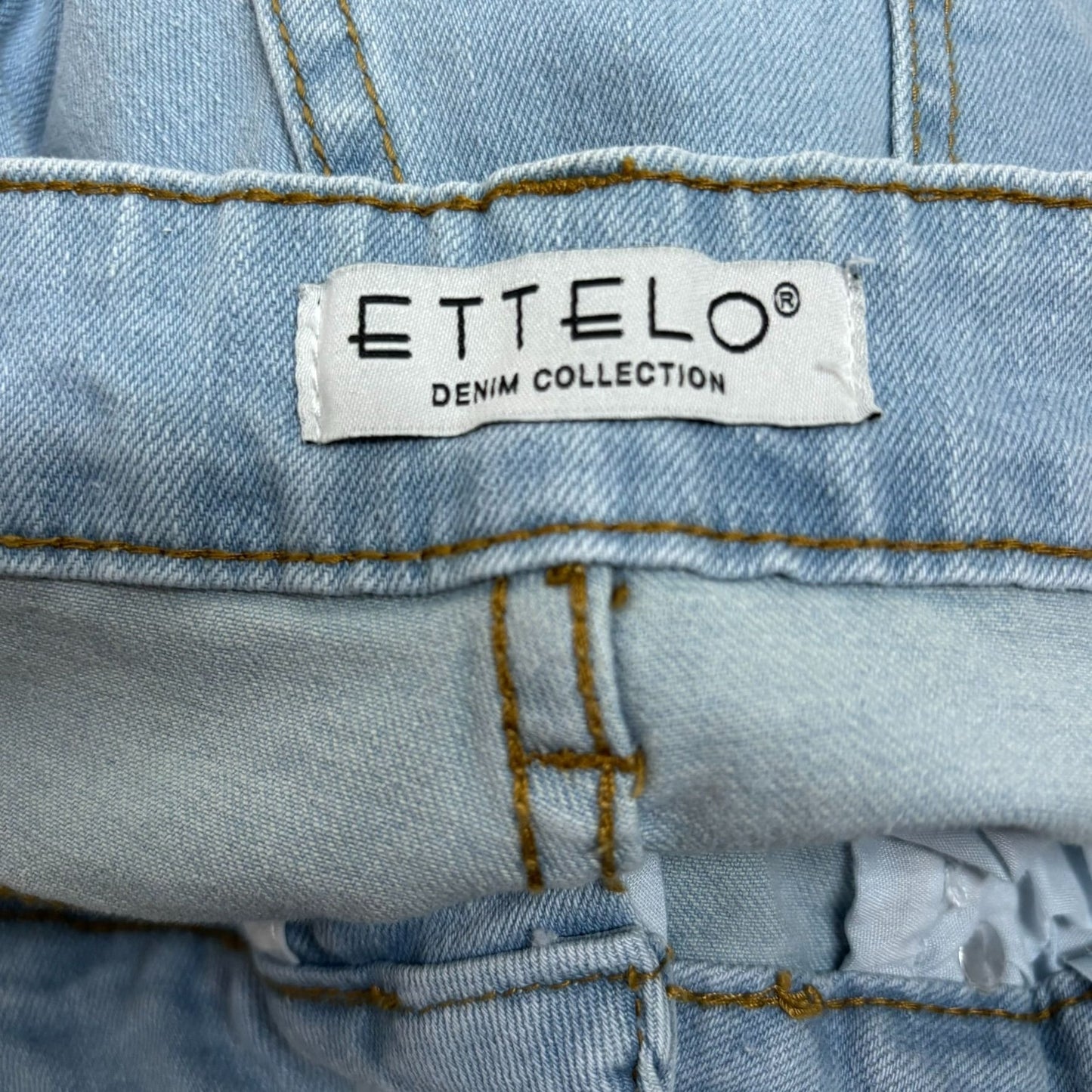 Ettelo Light Wash Denim Jeans Size 14 Wide Leg High Waisted 5 Pocket Button Zip