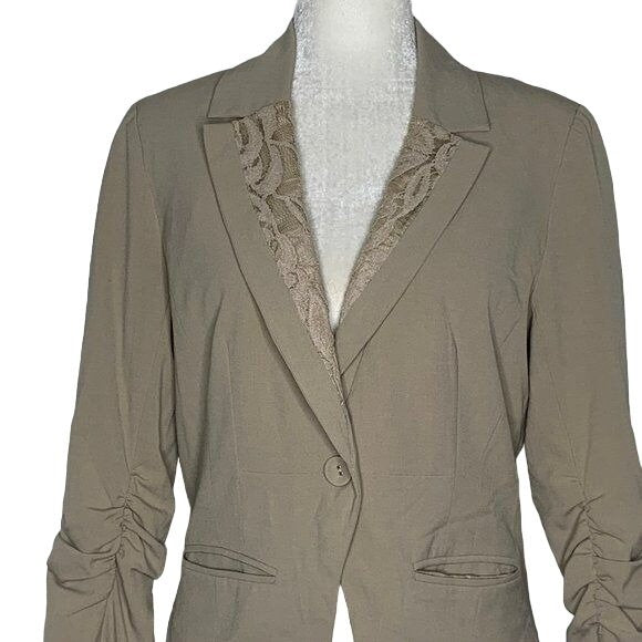 Studio JPR One Button Blazer Jacket M Beige Lace Collar Ruched Sleeves Pockets