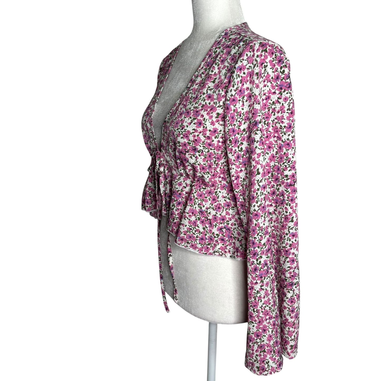 Floral Long Bell Sleeve Tie Front Peplum Blouse Medium Pink White Deep V Neck