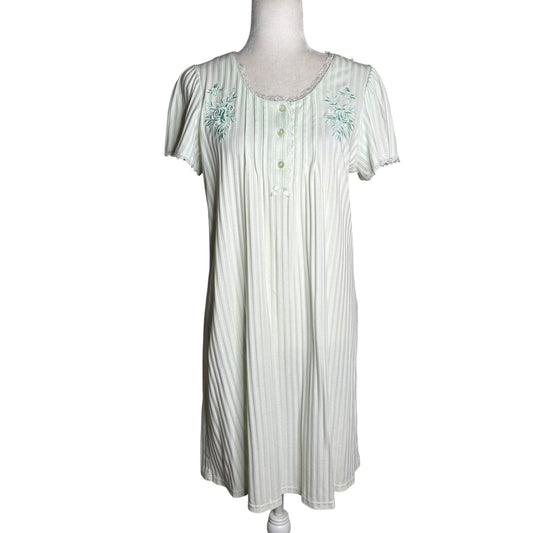 Miss Elaine Mint Green Short Sleeve Embroidered Nightgown Small Cotton Blend