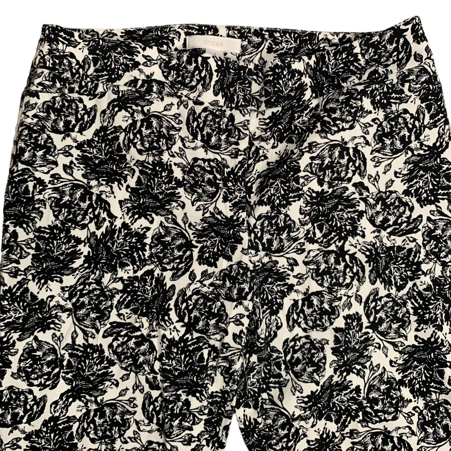 Chico's Floral Capri Cropped Pants M Black White Zipper Front Pockets Mid Rise