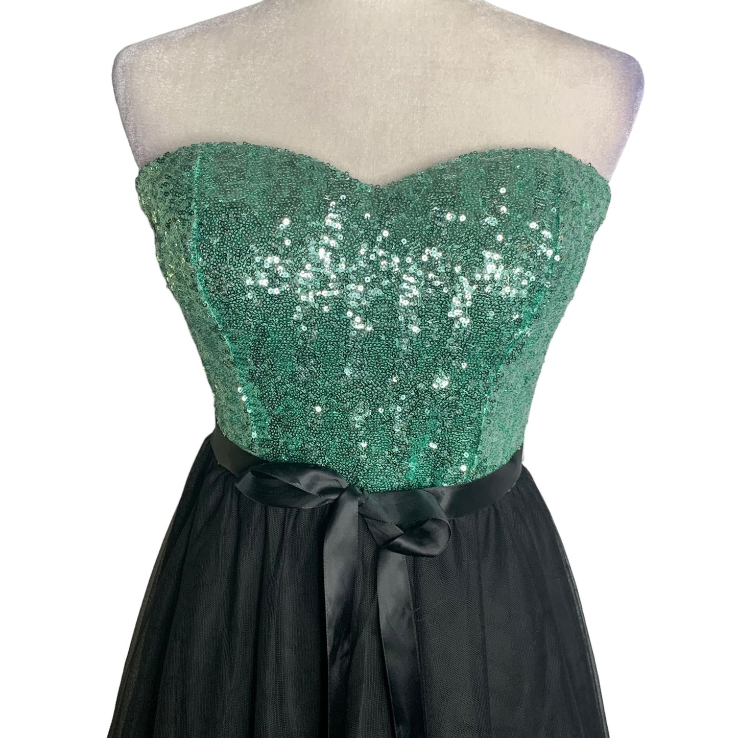 Windsor Strapless Party Prom Dress 11 Green Black Sequins Midi Tulle Tie Waist