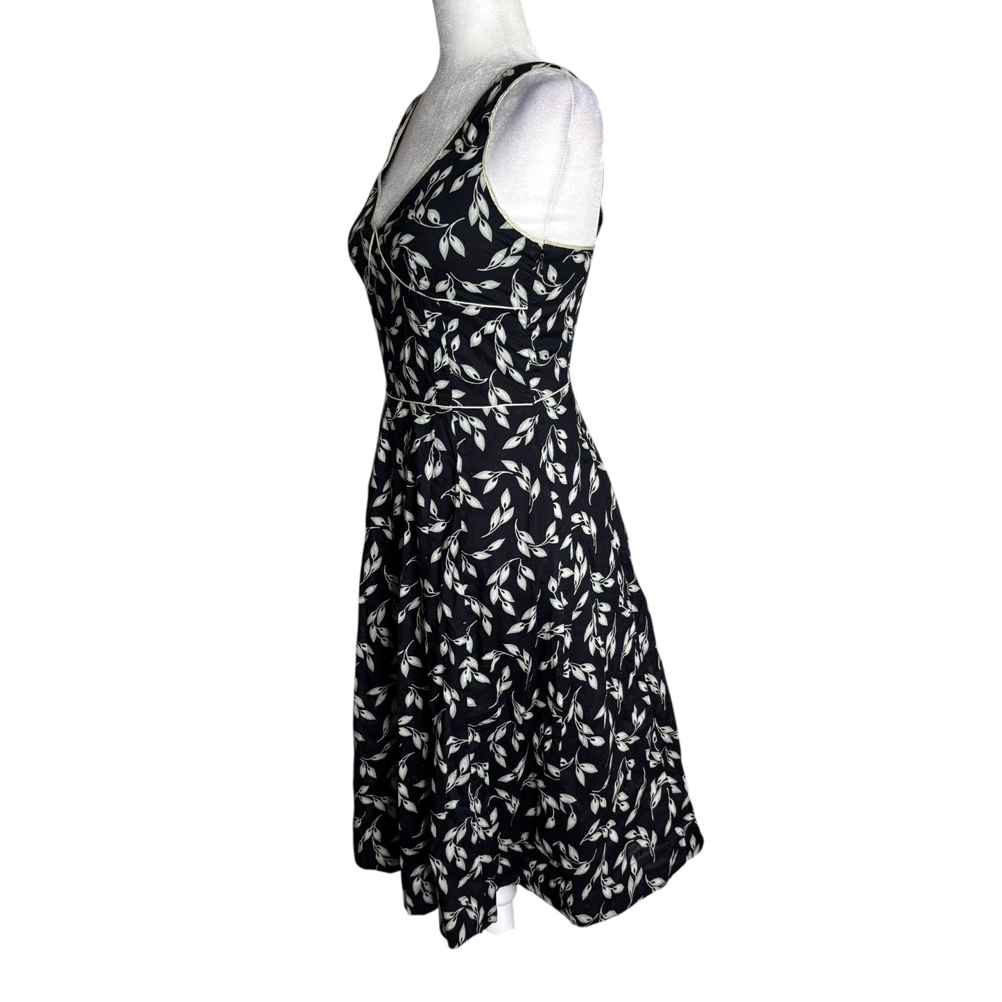 Gap Floral Sleeveless V Neck A Line Swing Dress Size 2 Black Side Zipper Lined