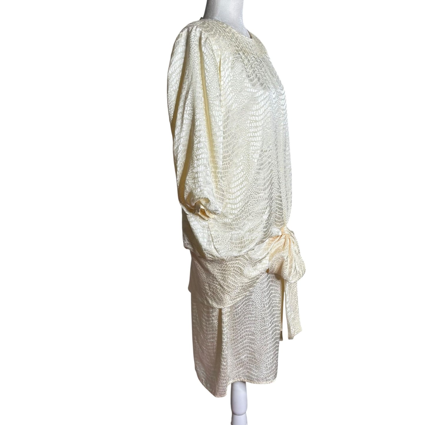 Argenti Vintage 80s Cream Textured Dress Small Tie Waist Buttons Golden Girls