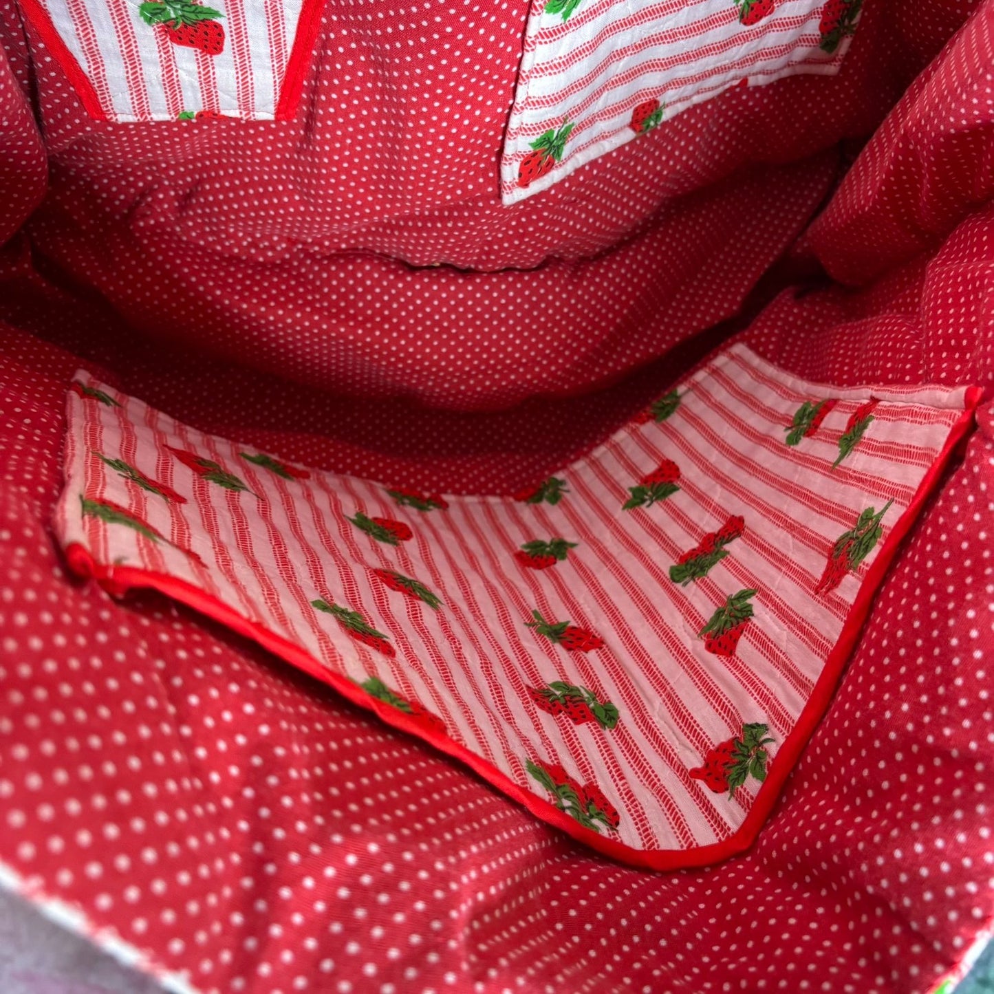 Handmade Quilted Strawberry Print Tote Bag Large Red Striped Inner Pockets