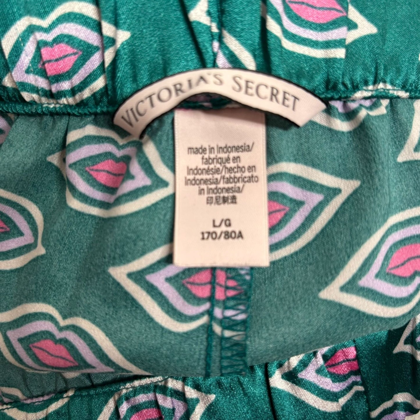 Victorias Secret Satin Pajama Pants Large Green Pink Lips Kiss Elastic Waist