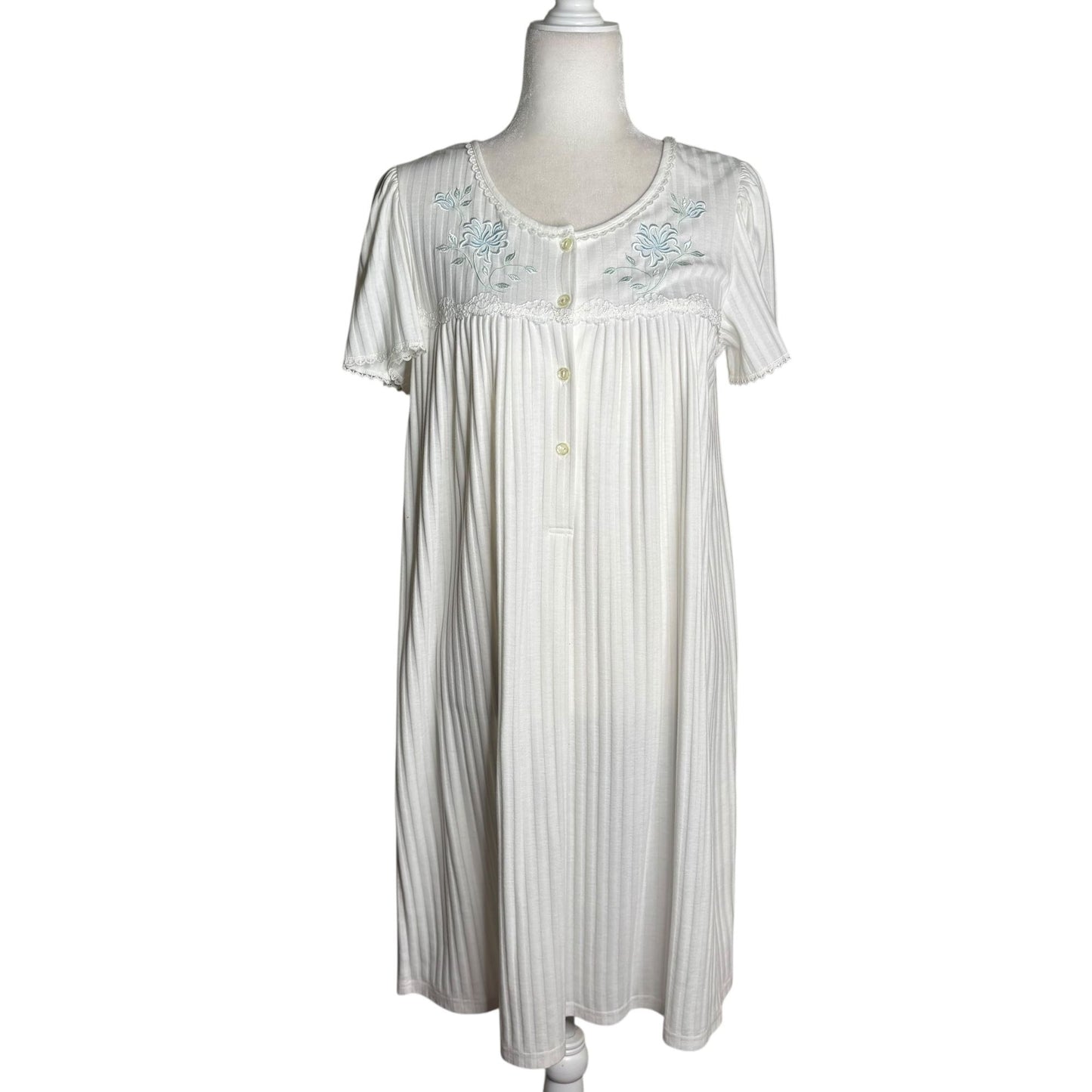 Miss Elaine Classics White Short Sleeve Embroidered Nightgown Small Cotton Blend