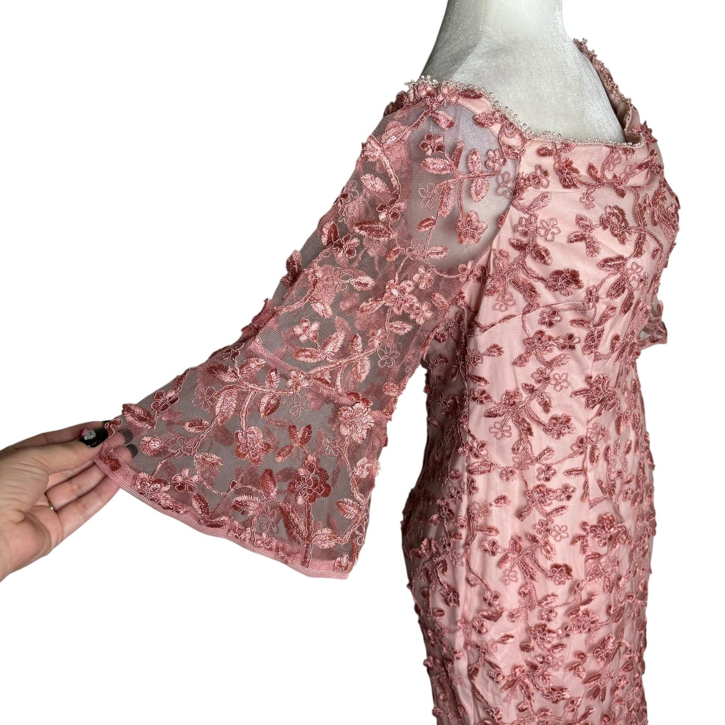 Adrianna Papell Floral Embroidered Dress Size 10 Pink Lace Off Shoulder Sleeves