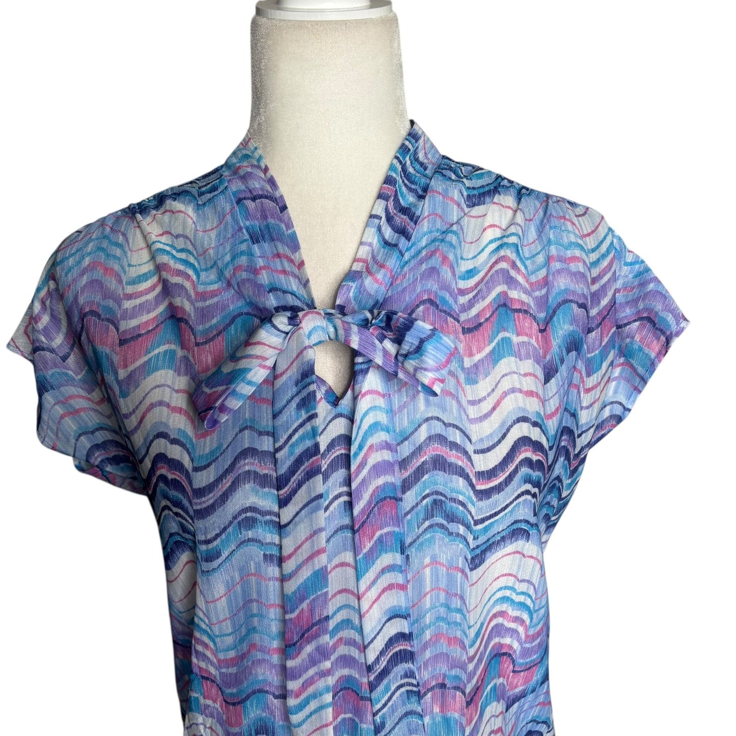 Vintage 80s Blouse Bow Tie Small Zigzag Pastel Purple Blue Short Sleeve Sheer