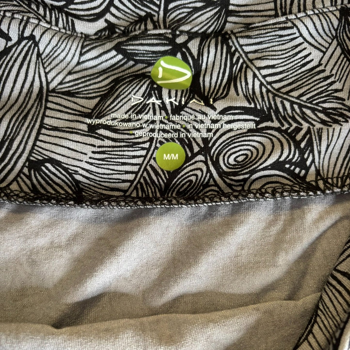 Dakini Leaf Patterned A Line Athletic Skirt Medium Black White Stretch Skater