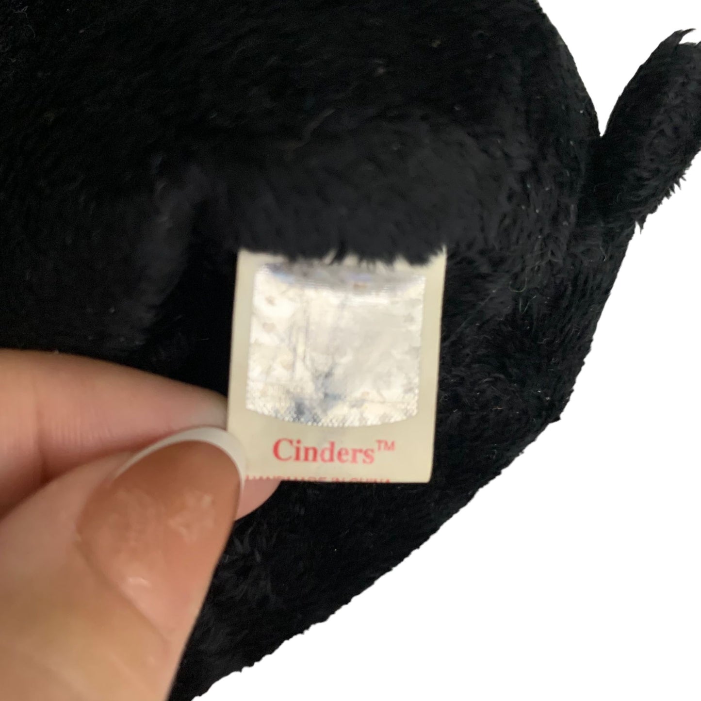 Cinders the Black Bear Retired TY Beanie Baby 2000 PE Pellets Excellent Cond