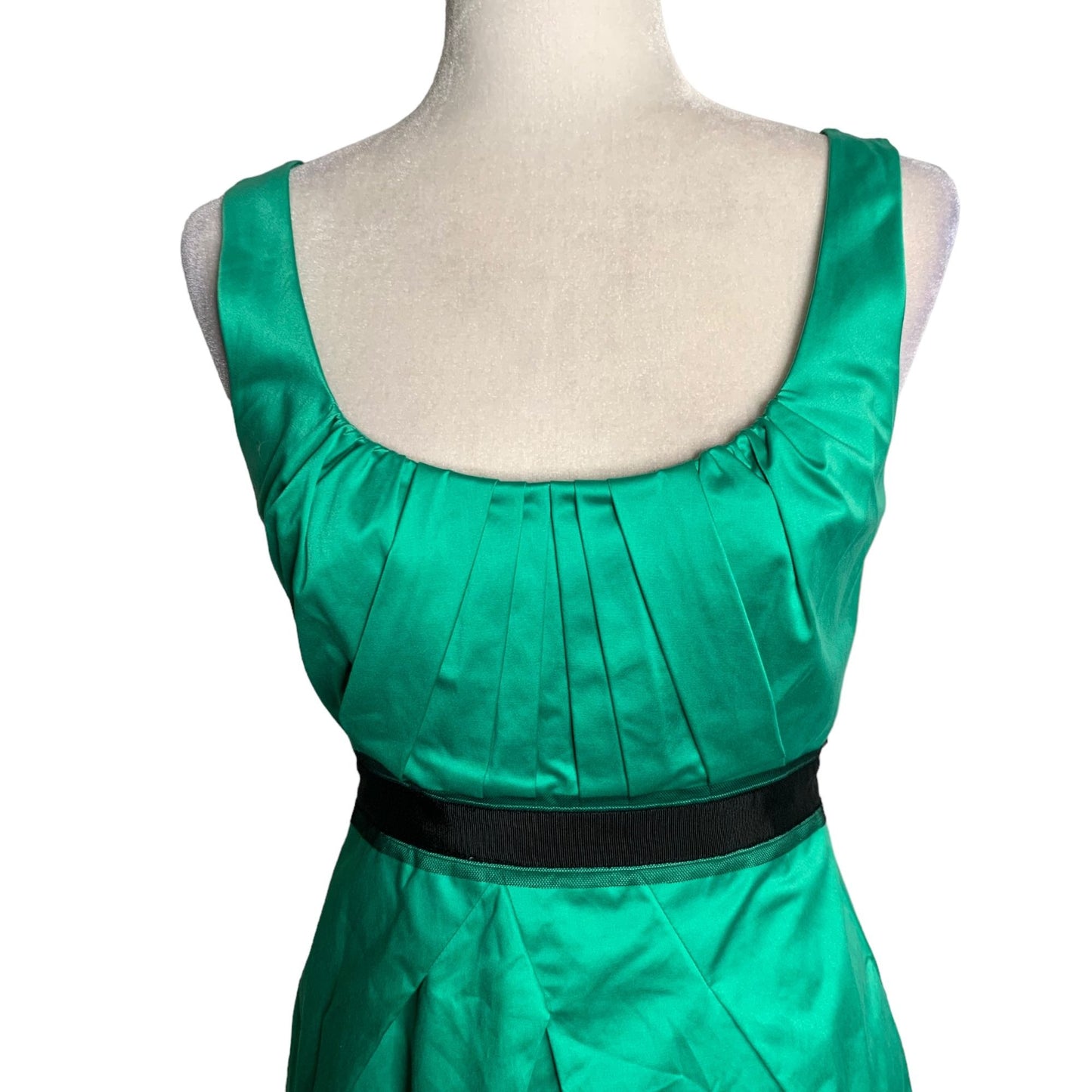 Vintage Y2K BCBG Pleated Sheath Dress 2 Emerald Green Sleeveless Lined Zip