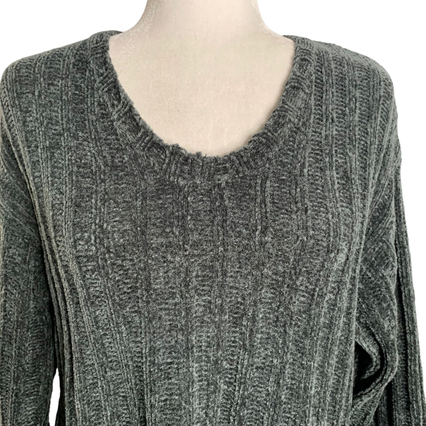 Vintage 90s Chenille Cropped Sweater M Grey Cable Knit Long Sleeve Scoop Neck