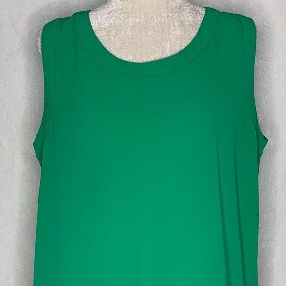 Gibson Latimer Tank Top Sleeveless Blouse M Green Crochet Knit Trim Round Neck