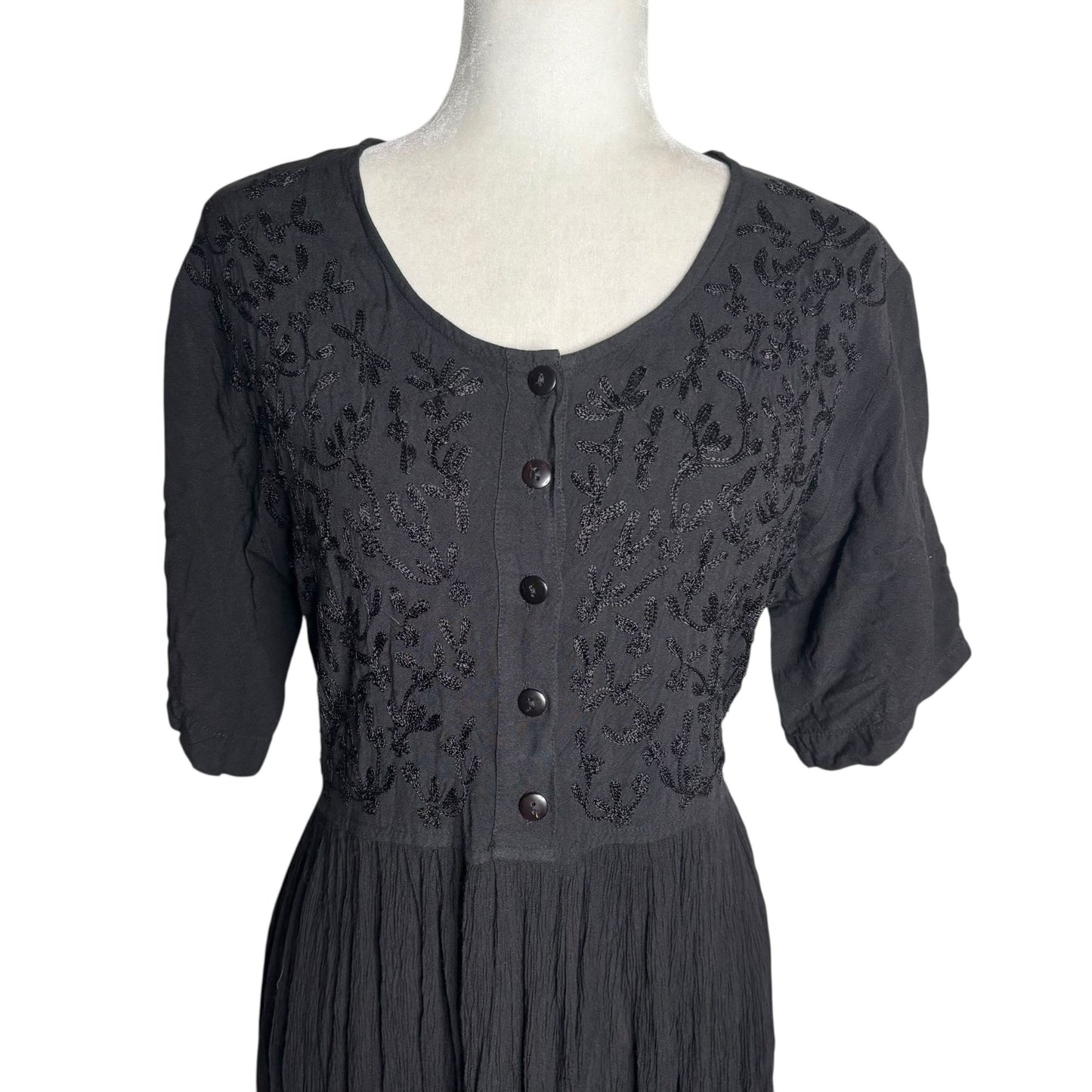 Vintage Embroidered Button Front Maxi Dress Sz Small Black Rayon Short Sleeve
