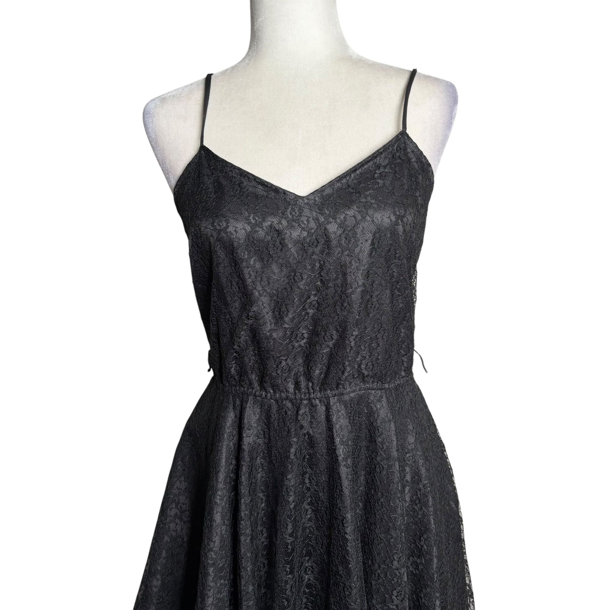 Vintage 90s Lace Handkerchief Hem Dress Size Medium Black Spaghetti St Rosie's Closet Vintage 90s Lace Handkerchief Hem Dress Size Medium Black Spaghetti St Rosie's Closet
