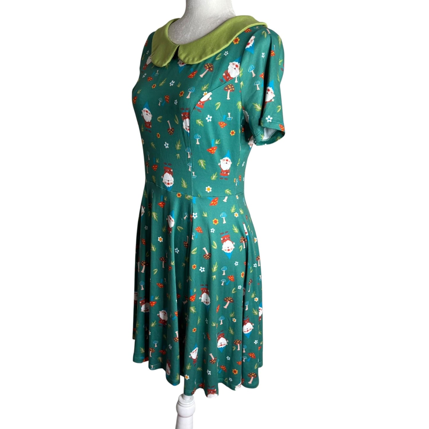 Unique Vintage Skater Dress Medium 6-8 Green Peter Pan Collar Gnome Mushroom
